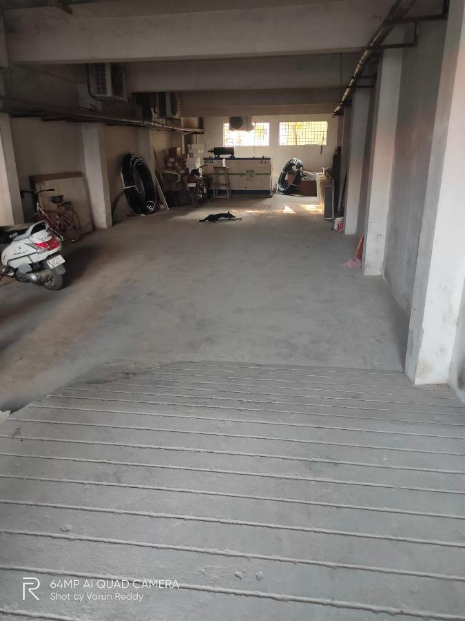 Hotel Dkr Residency Tirupati Esterno foto